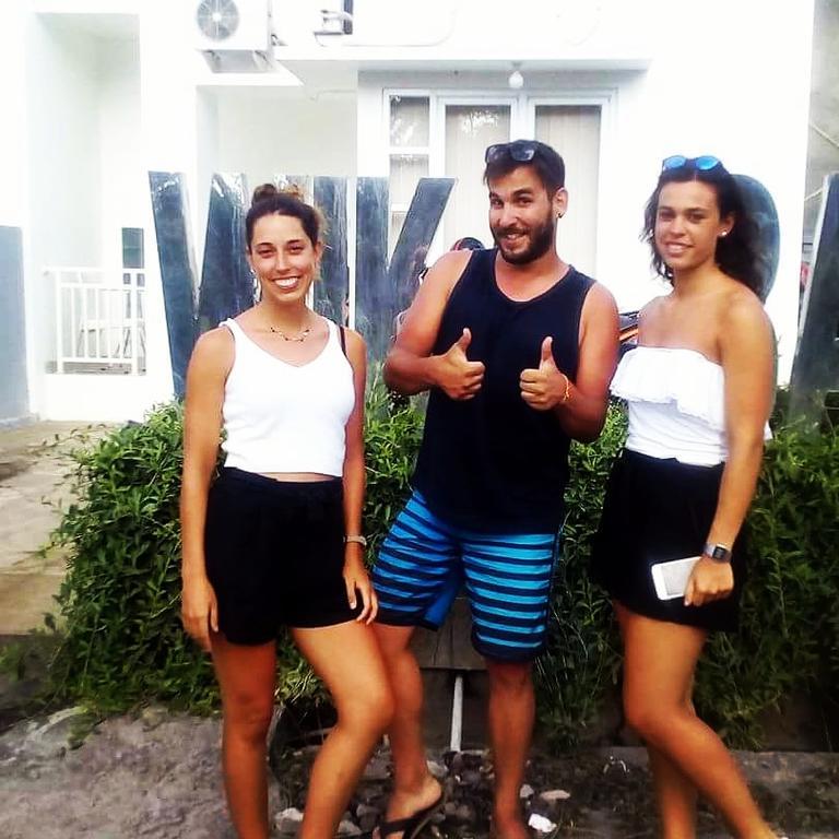 Wika Bali Beach House ジンバラン エクステリア 写真